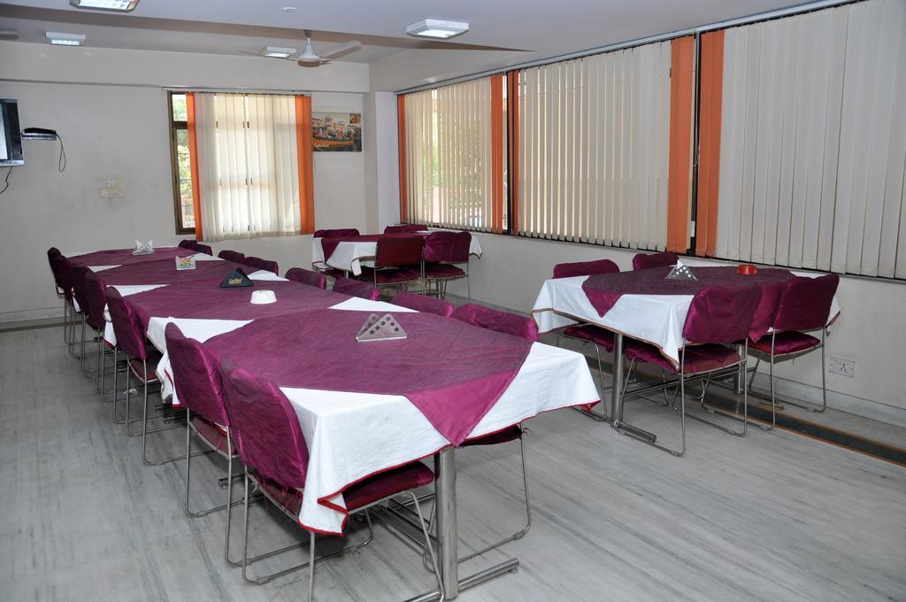 Hotel Sangam Джайпур Екстериор снимка